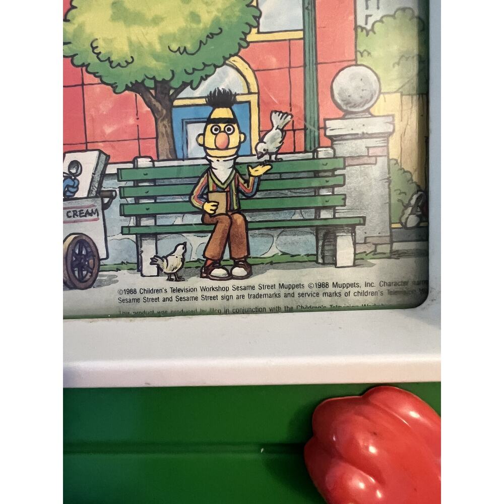 Vintage Sesame Street Musical TV Toy - Picture 2 of 6